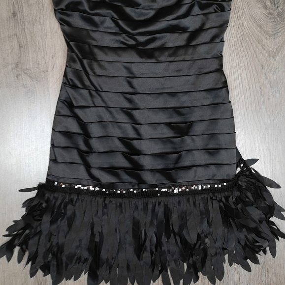 Y2K Vintage Black Pleated Satin Embroidered Sequins Strapless Cocktail Dress - Picture 1 of 8
